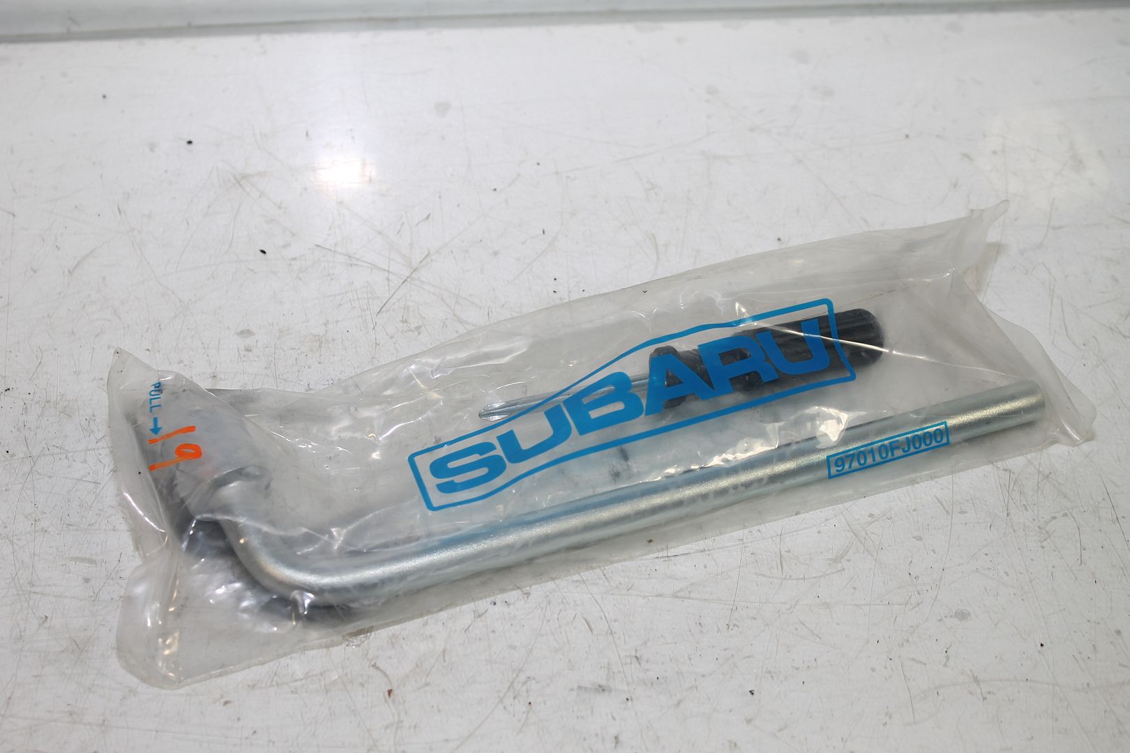0420 SUBARU WRX STI OEM EMERGENCY ROADSIDE LUG NUT BREAKER BAR W